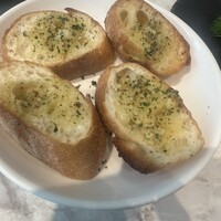 VALON TOKYO 錦糸町 - ガーリックトースト