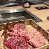 八面六秘 - 本日の塩焼き(上段：さんかく、下段左：かめのこ、下段右：和牛上タン塩)