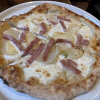 イゾラ スメラルダ - 
