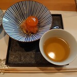 鮨 囃子 - 自家製明太子 卵黄漬け 出汁