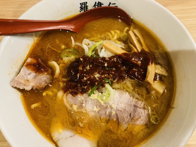 さっぽろらーめん羅偉伝 （【旧店名】スタミナ中華ソバ とみ坂