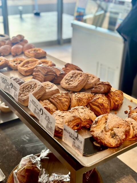 淡路島の海が一望できる絶好のロケーションのベーカリーカフェ』by