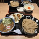 松戸富田製麺 ららぽーとTOKYO-BAY店 - 