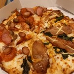 ドミノピザ - ギガミートと炭火焼きテリチキMサイズ(税込2136円)