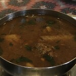 インド料理 パリワル - 普通のカレーではなく、チキンラッサというスープにするところにパリワルらしさを感じます