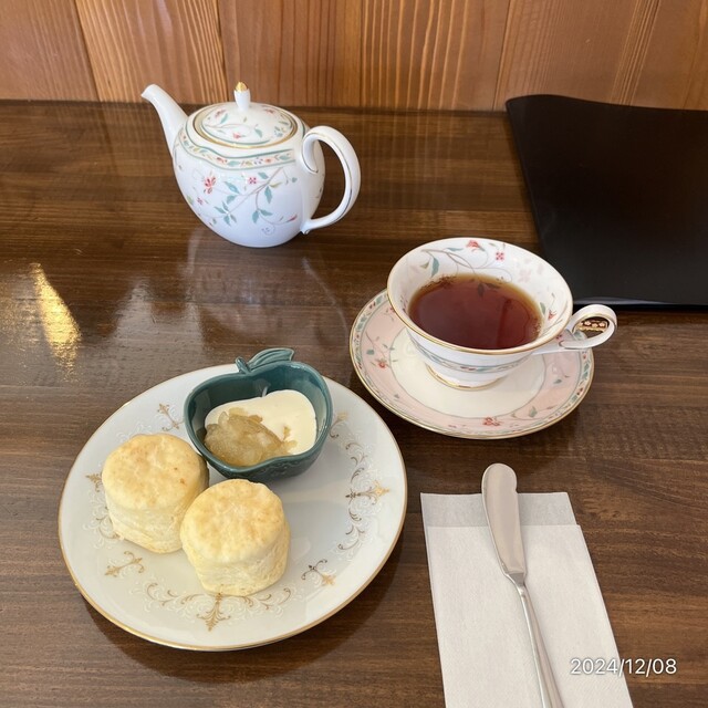 写真 : 紅茶専門店 Tea Room Wisteria （ティールーム