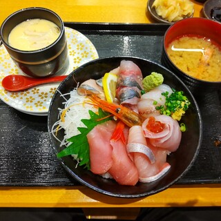 氷見回転寿司 粋鮨_1