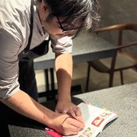 アニエルドール - 藤田シェフ、私のミシュラン御朱印帳にサインしてくださってありがとうございました♪