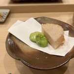 鮨桂太 - ホタテの天ぷらと初物のそら豆