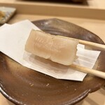 鮨桂太 - ホタテこの厚み、半生の火入れが絶妙❣️
