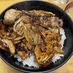 ムツヤ - とんスタ丼(みそ汁つき)②