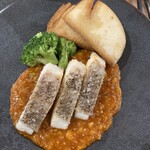 CHINESE DINING 瑞 - 乾焼辣鯛仁