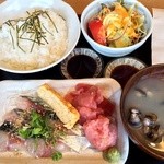 日本橋漁港 快海 - 刺身定食 880円