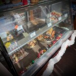 ISAGO - ショーケースには、ご予約の方のお品♫