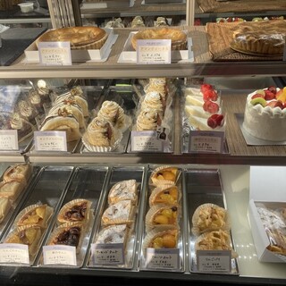 アマンディーヌ_0