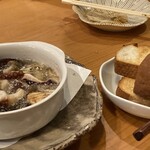竹蔵 - 蛸のアヒージョ　バゲット
