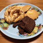 フジウ - 持ち運び中に割れちゃいました　泣