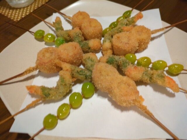 福島市の串揚げダイニングたかひろ &ndash; 本格串揚げと居心地の良い雰囲気