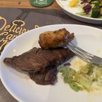 シュラスコレストラン ALEGRIA ueno - グリルチキン、ガーリックステーキ…どんどん来ます♡