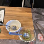 シュラスコレストラン ALEGRIA ueno - ソースで味変(辛めのソースとマイルドなソース2種類)