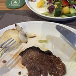 シュラスコレストラン ALEGRIA ueno - 焼きオニオン、牛肩ペッパーステーキ