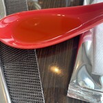 レストラン シンフォニー - これは何かしら……？と思ったらパンをつけて食べるオリーブオイル