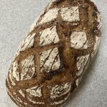 ARCADE BAKERY - 全粒粉のカンパーニュ