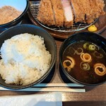 平田牧場 極 KITTE丸の内店 - 