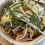 麺処 盛盛 - 肉そば頭大盛り＋玉ねぎトッピング　ズームで
