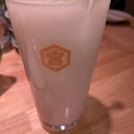 居酒屋 ヨーテル - 安田のヨーグルト割。これ、お腹にも優しい。悪酔いもしなさそう。