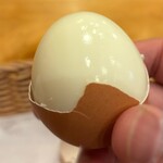 コメダ珈琲店 - ゆで玉子は何故か熱々