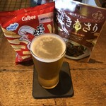 麹町いづみや しろ - あがりビール ・なとり 焼きあさり・カルビーかっぱえびせん