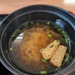 地魚料理 恵比須 - 味噌汁