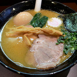 おおぜき中華そば店 - 白湯そば（780円）＋味玉