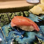 うを徳 - 戸井産大トロのにぎり