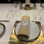 メゾン ポール・ボキューズ - 