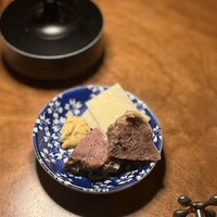 カルネジーオ イースト - 