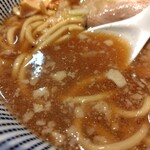 麺家 たけ田 - スープの感じ