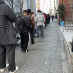 麺家 龍 - 21人の列