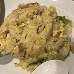 百香亭 - 鶏マヨ炒飯(税込880円)