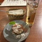 osteria humming bird - ジンジャエールとティラミス(アイス)