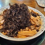 らぁめん優雅 - 背脂ガーリック　メンマ×2、岩海苔トッピング