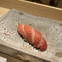 鮨 由う - 