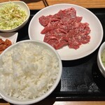 みなとみらいde 焼肉 DOURAKU - 中 ハラミランチ（1,580円）