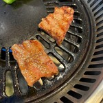 やまがたべこいち - 上ロース（上）カルビ（下）