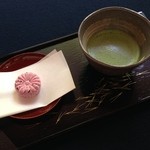 寂光院 - 抹茶と大原御幸という名のお菓子を頂きました。