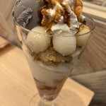 ナナズグリーンティー - 黒胡麻白玉パフェ