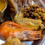 プルジャ ダイニング - 