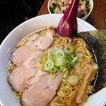 らーめん越乃屋 - 「平日限定お得なランチセット (背脂しょうゆ + 肉ねぎごはん)」