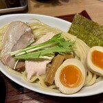 麺 ヒキュウ 六甲道店 - 